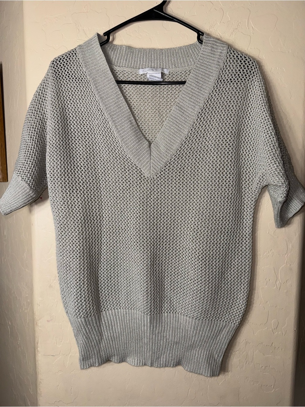 Charlotte Russe Gray Metallic Shimmer Open Knit V-Neck Short Sleeve Sweater L